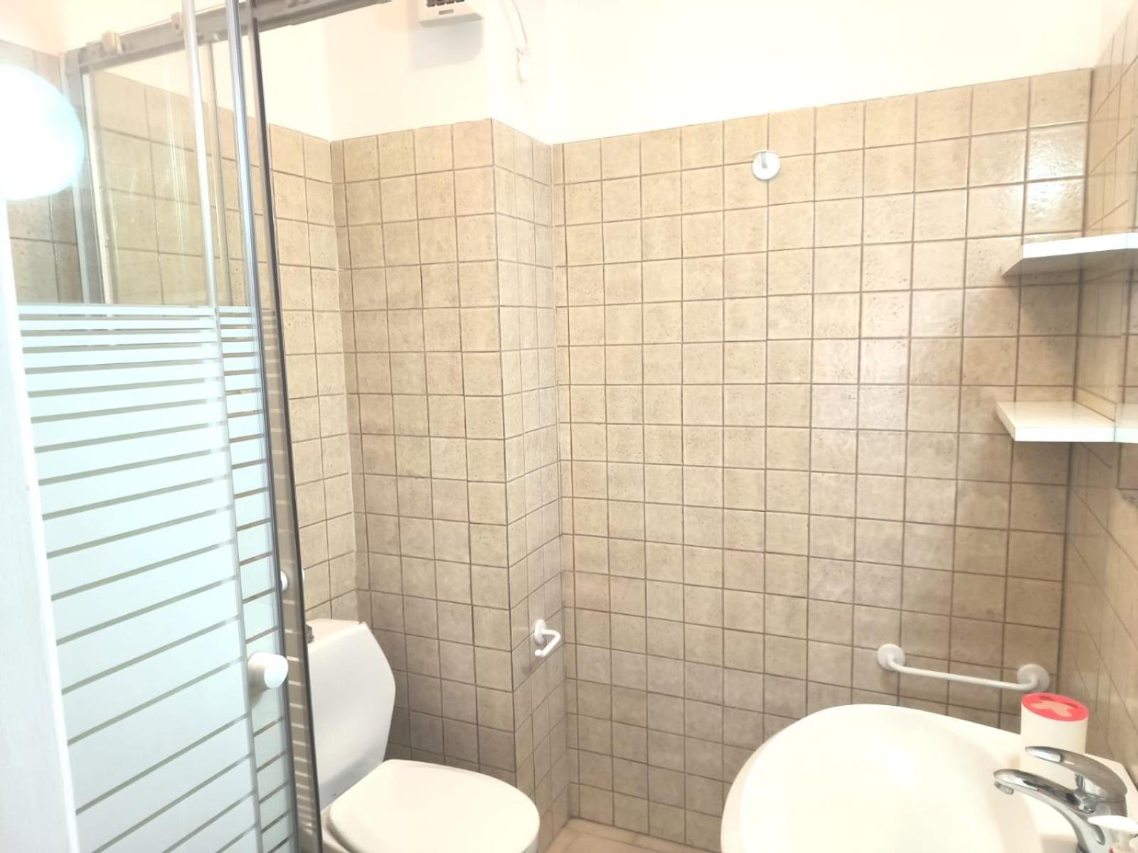 Pozzo Lazzaro Apartments 圣泰雷萨迪里瓦 客房 照片