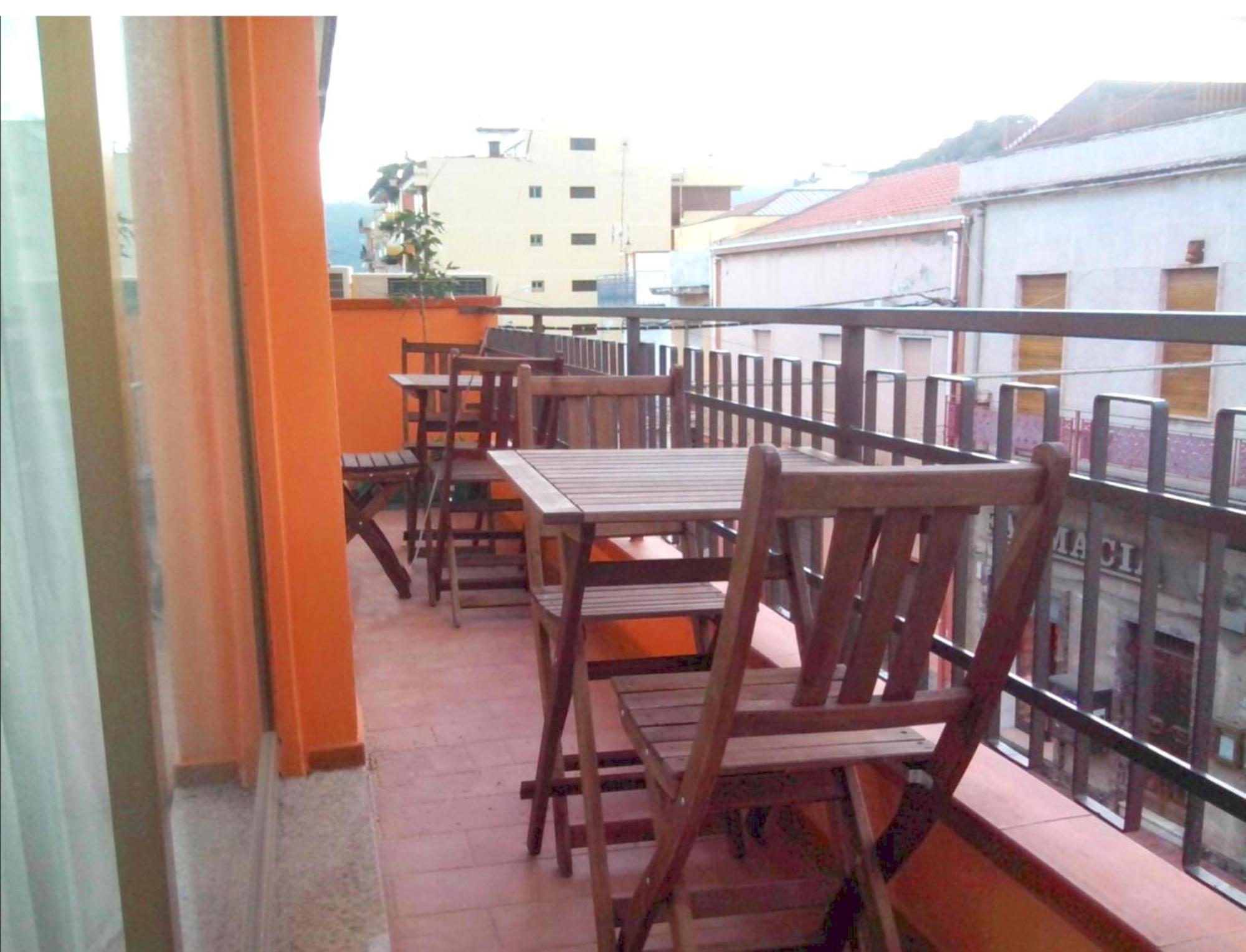 Pozzo Lazzaro Apartments 圣泰雷萨迪里瓦 客房 照片