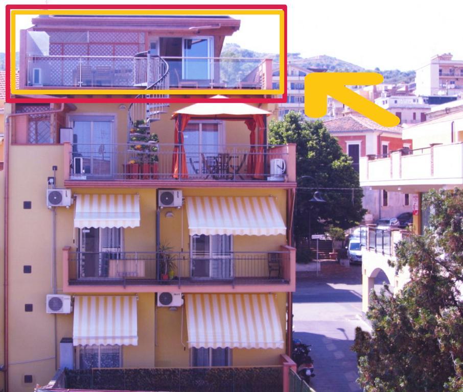 Pozzo Lazzaro Apartments 圣泰雷萨迪里瓦 外观 照片